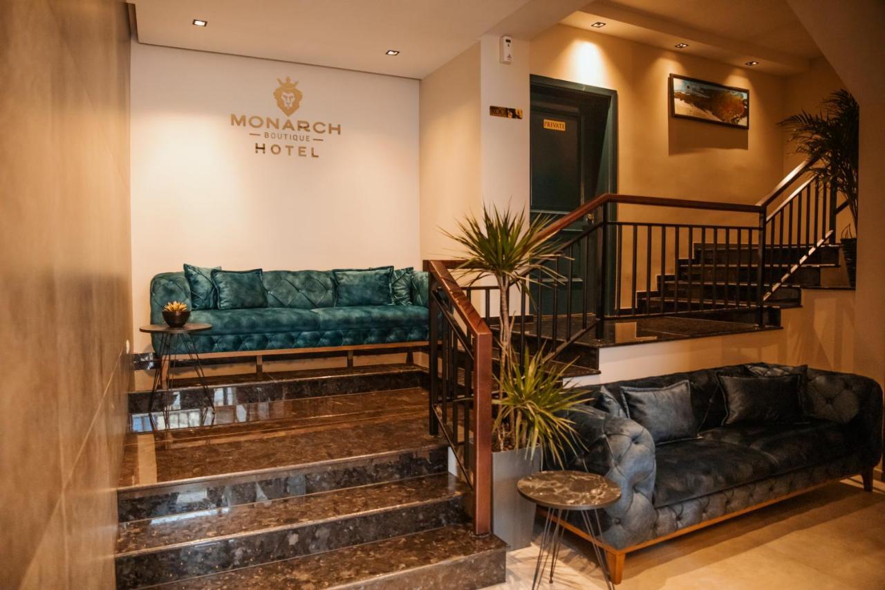 Monarch Boutique Hotel Призрен Екстериор снимка