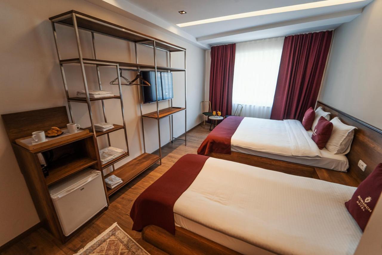 Monarch Boutique Hotel Призрен Екстериор снимка