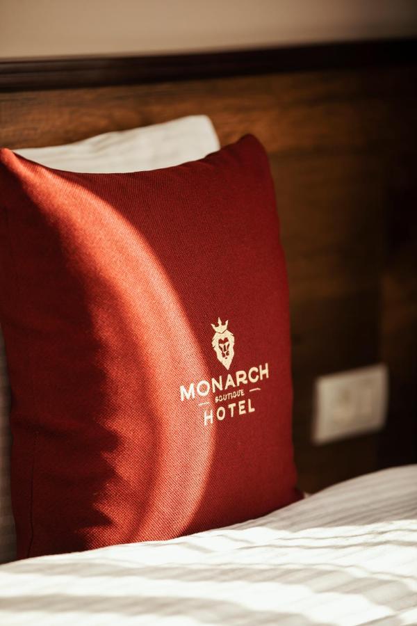 Monarch Boutique Hotel Призрен Екстериор снимка